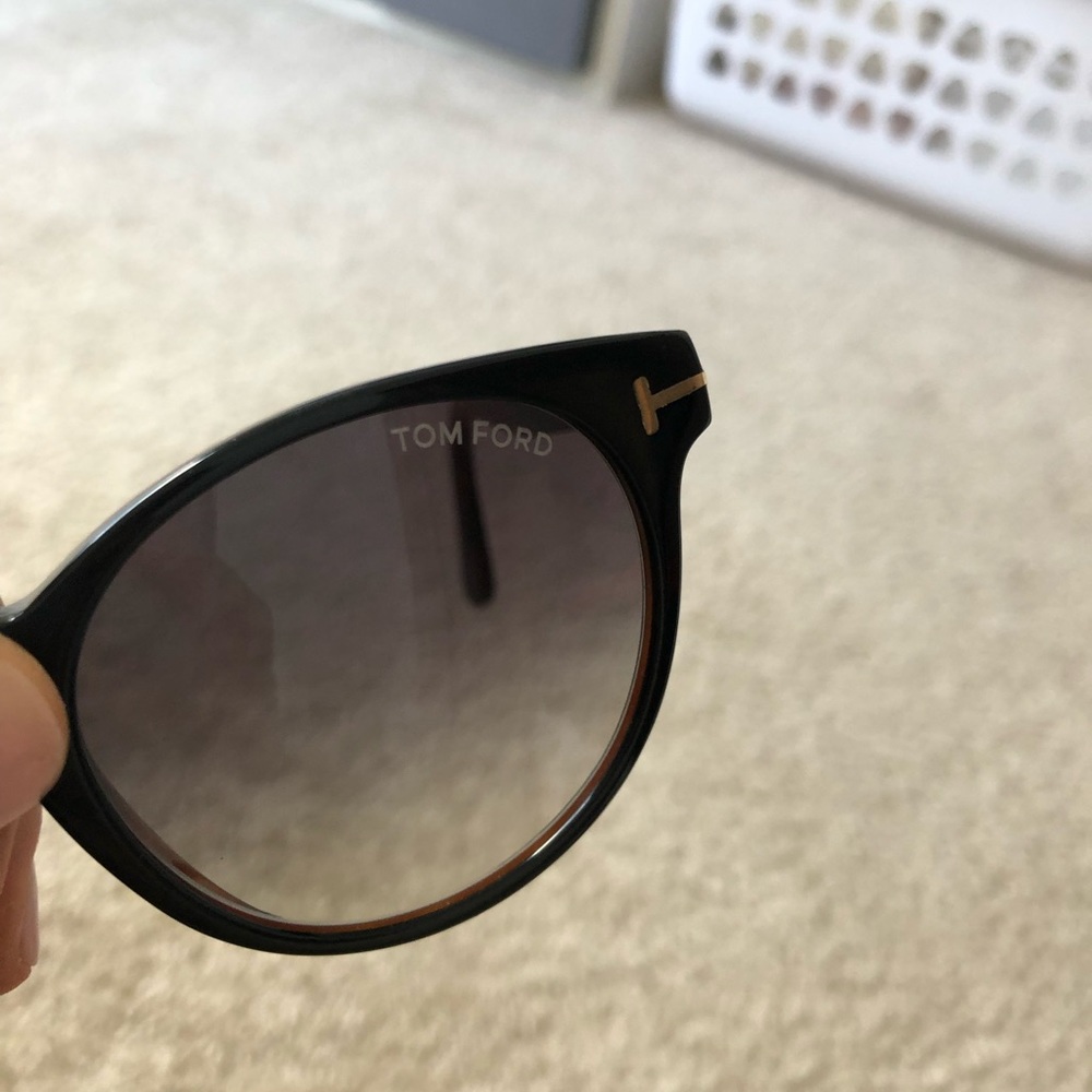Authentic Tom Ford Sunglasses In Tortoise - image 4